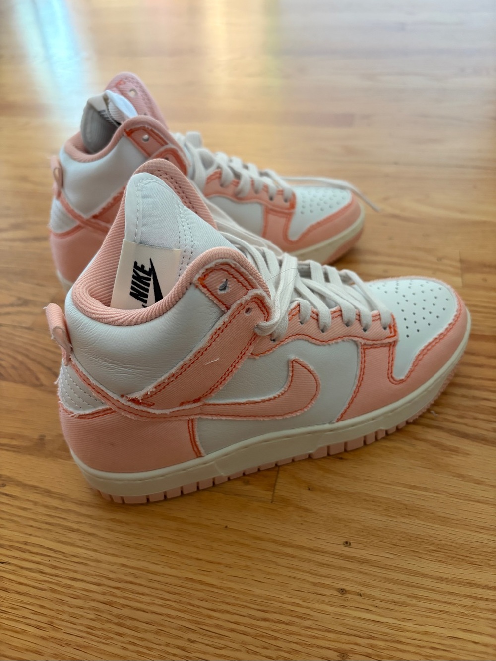 Nike Mid-Top Sneakers in White & Light Pink